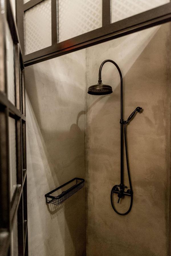 Castle Downtown Apartment Budapest Bagian luar foto