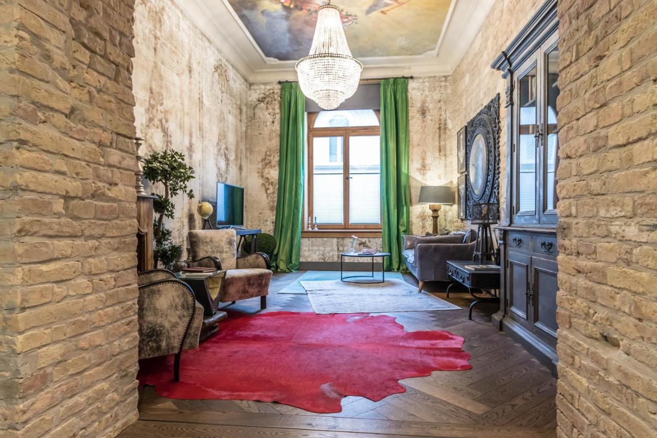 Castle Downtown Apartment Budapest Bagian luar foto